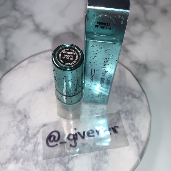 GODESS OF THE SEA ALLURING AQUATIC LE Cremesheen Lipstick MAC - Picture 7 of 13